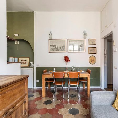 Colosseo Apartment- Heart Of Rione Monti โรม ภายนอก รูปภาพ