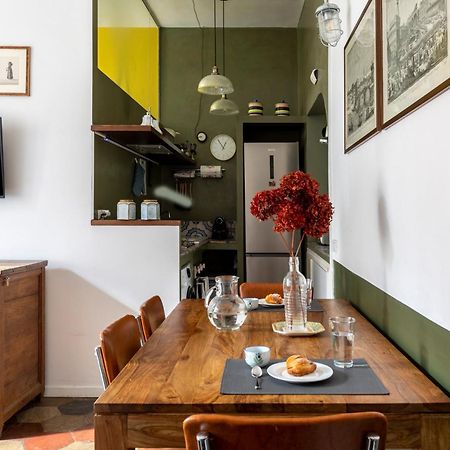 Colosseo Apartment- Heart Of Rione Monti โรม ภายนอก รูปภาพ