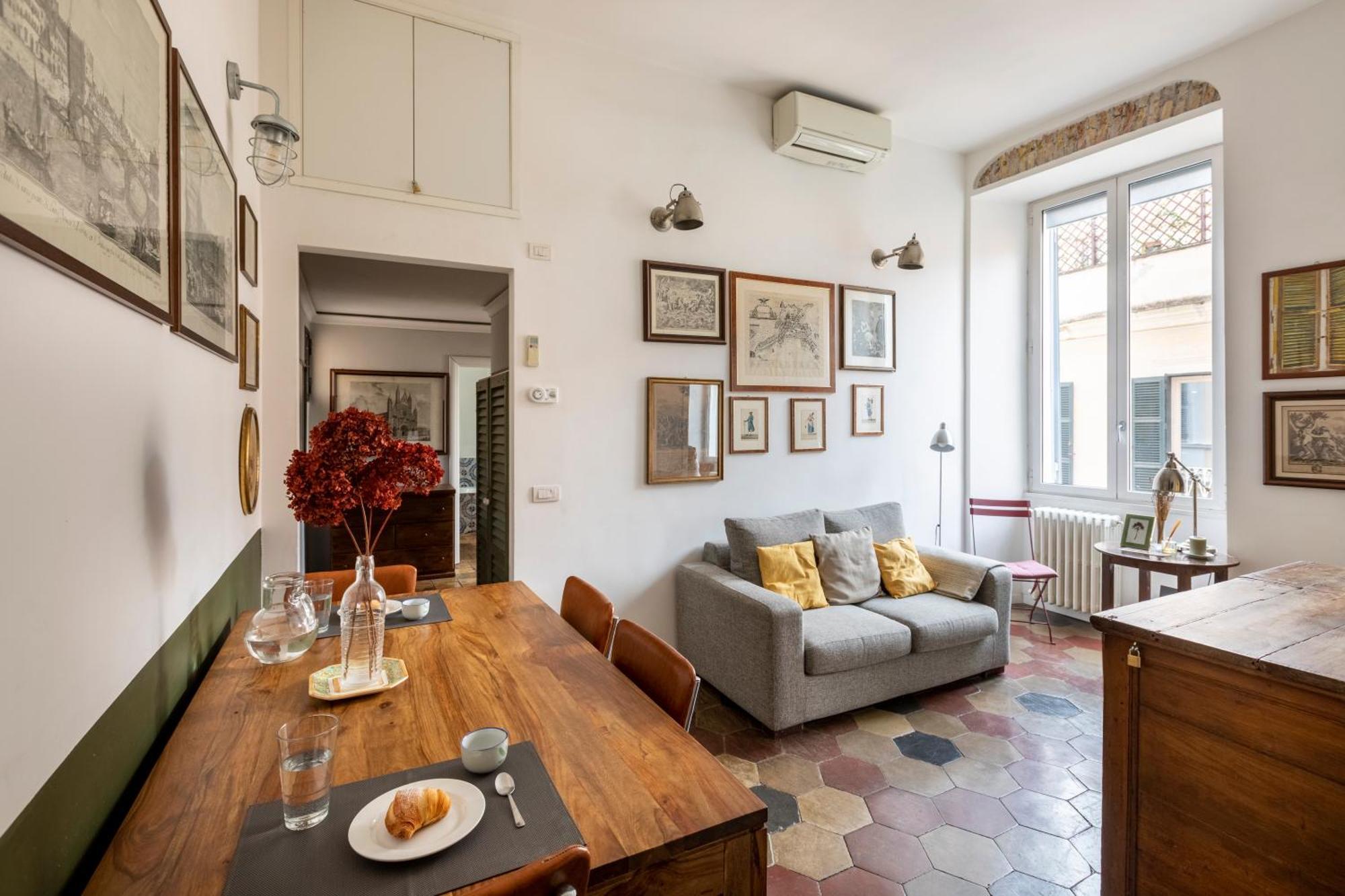 Colosseo Apartment- Heart Of Rione Monti โรม ภายนอก รูปภาพ